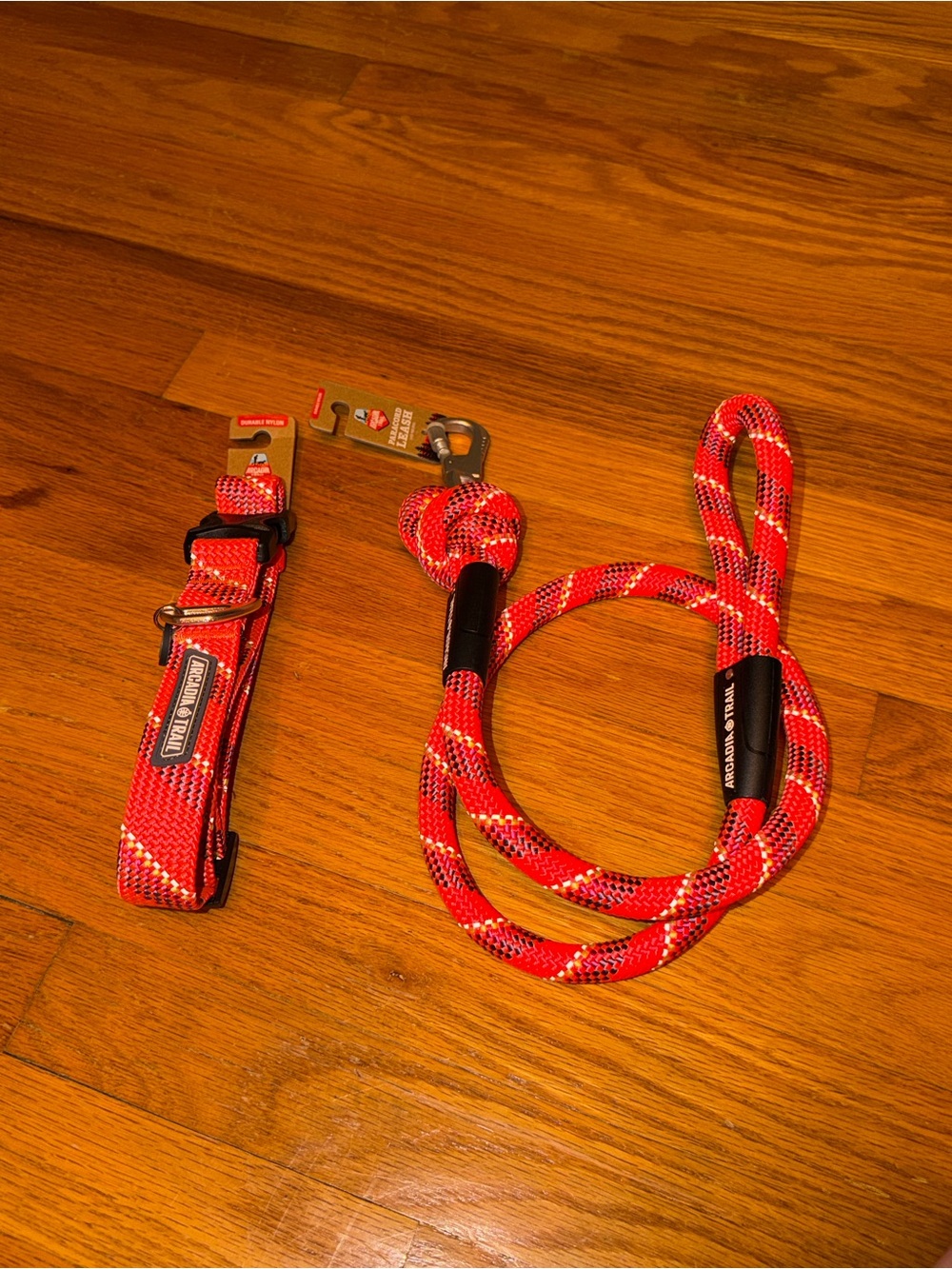 Arcadia Trail Dog Leash and Collar - Large NWT
